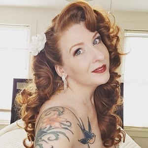 Meet your Posher, Karin